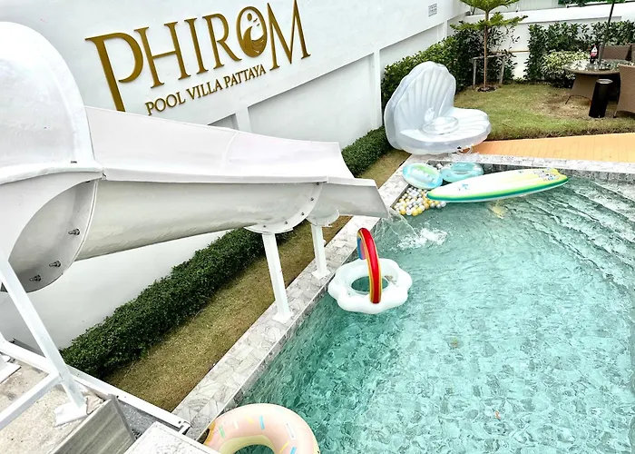 Phirom Pool Villa Pattaya